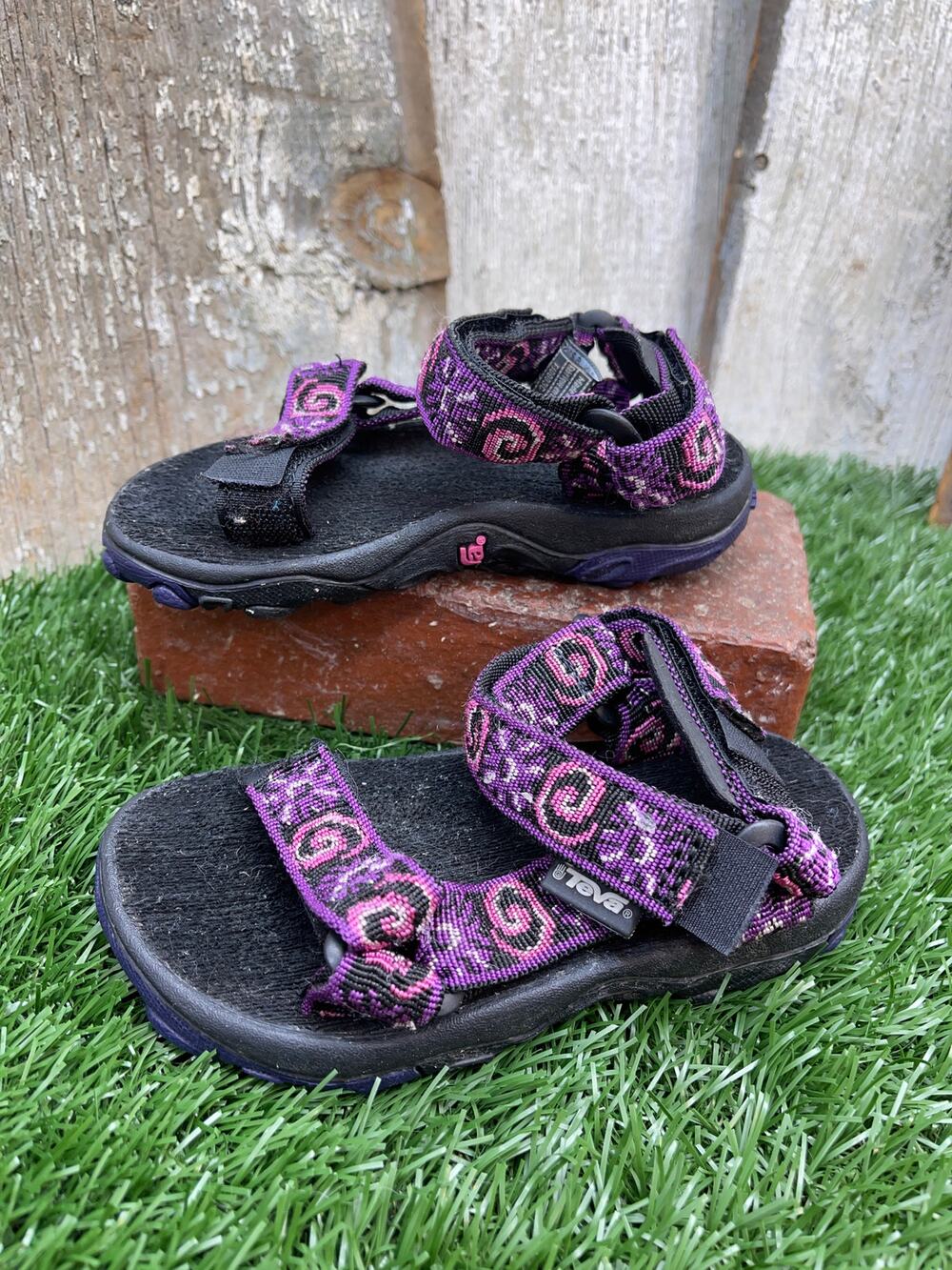 TEVA Inversion Swirls and Bursts Sandals Little Kid 10
